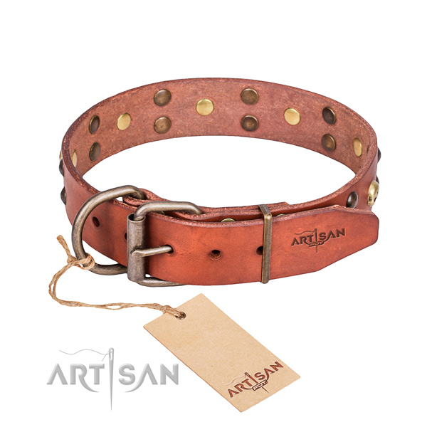 Leather dog collar with worked out edges for pleasant everyday appliance