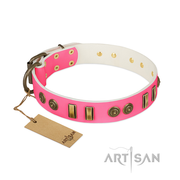 Easy wearing natural leather collar for your canine