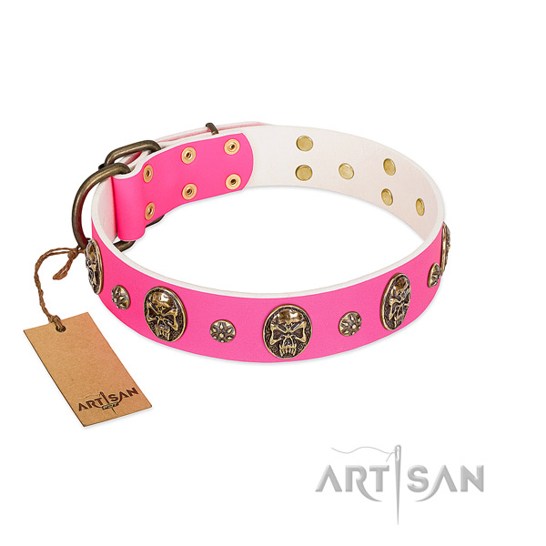 Fine quality natural leather dog collar for comfortable wearing