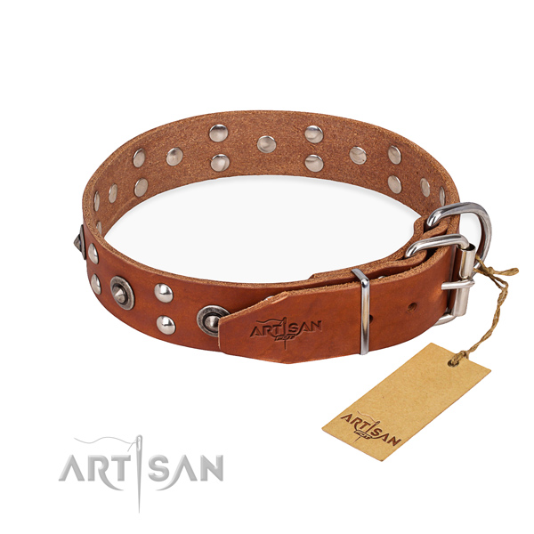 Durable fittings on genuine leather collar for your attractive pet