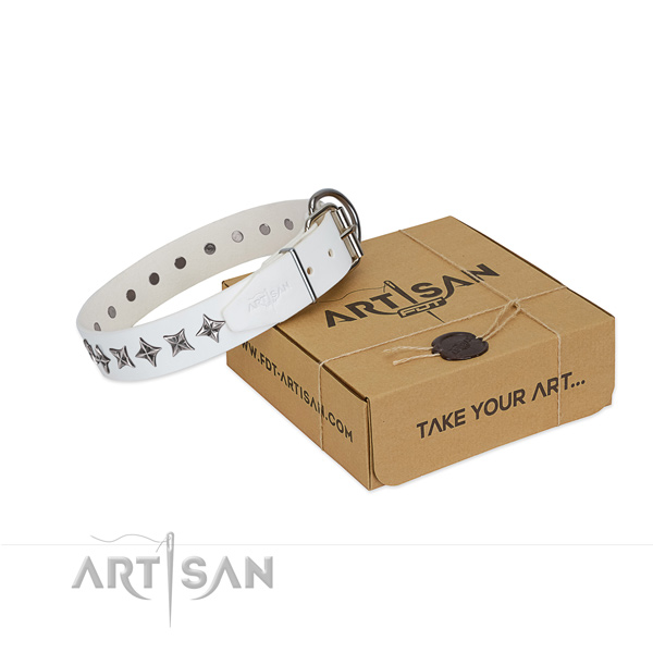 Top quality leather dog collar with exquisite studs